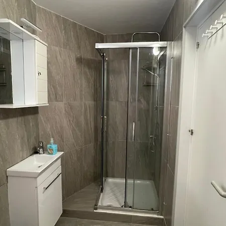 Apartman Kamilla- Kaparis Paralímni