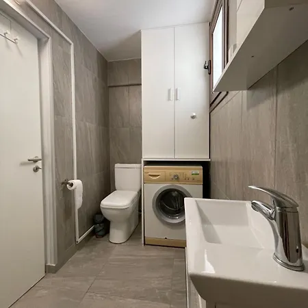Apartman Kamilla- Kaparis Paralímni