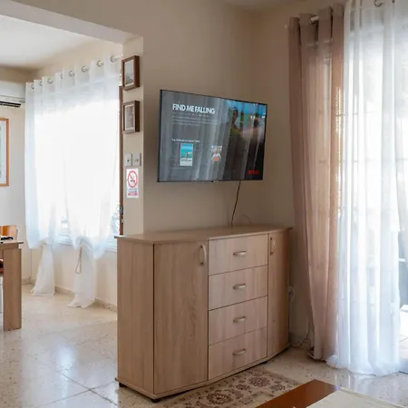 Kamilla- Kaparis * Παραλίμνι