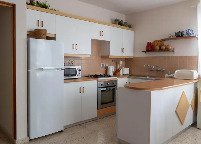 شقة Kamilla- Kaparis باراليمني